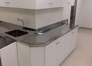 Carrinho auxiliar de inox Carrinho auxiliar de inox